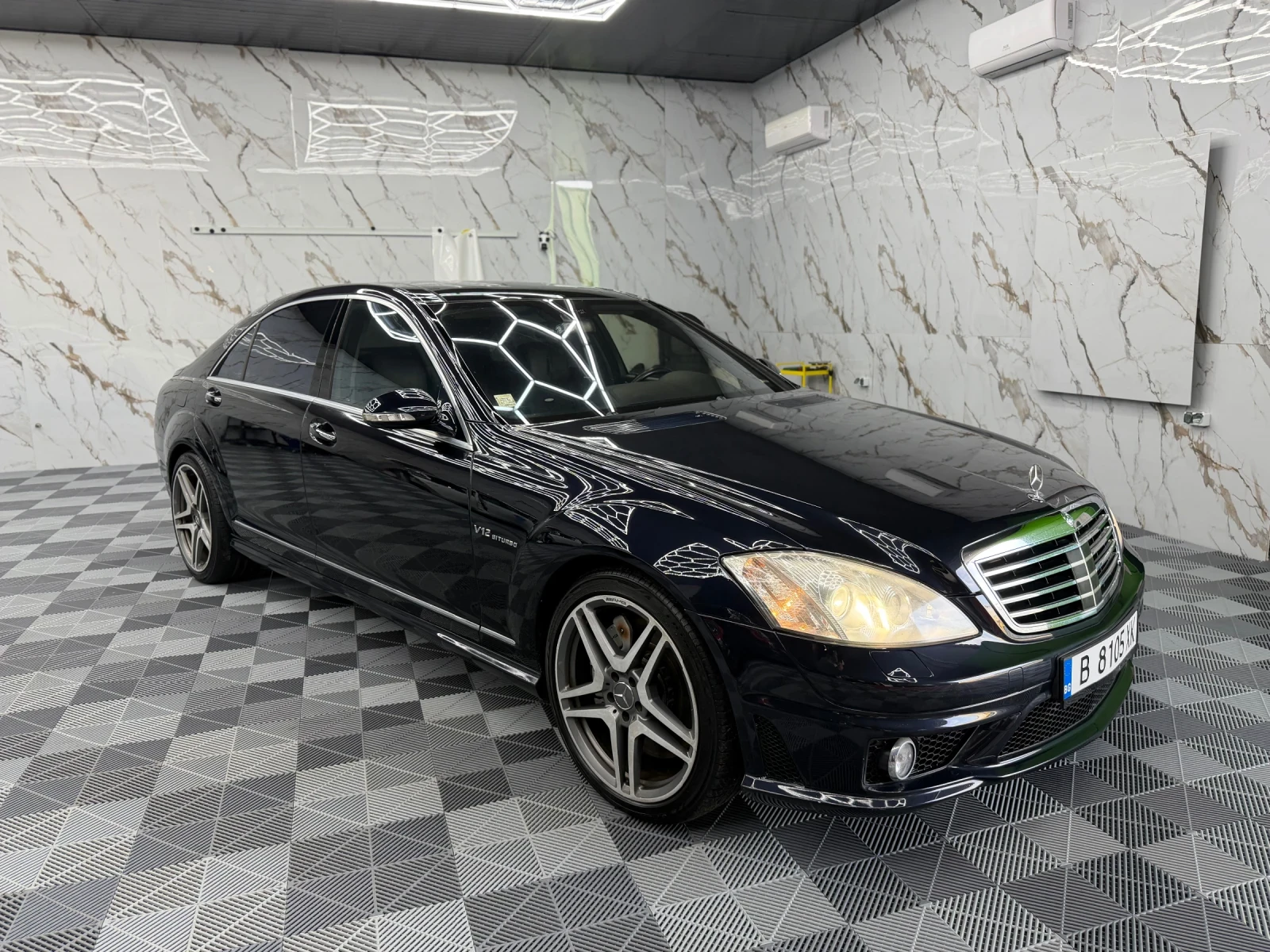 Mercedes-Benz S 65 AMG Designo/Панорама/Full/612к.с./Бартер/Лизинг!!, снимка 4 - Автомобили и джипове - 54098097