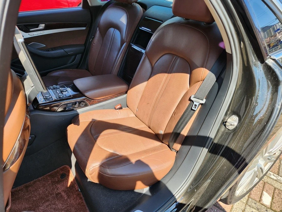 Audi A8 4.2TDI-QUATTRO-Long-ОЧАКВАН ВНОС!, снимка 13 - Автомобили и джипове - 54254498