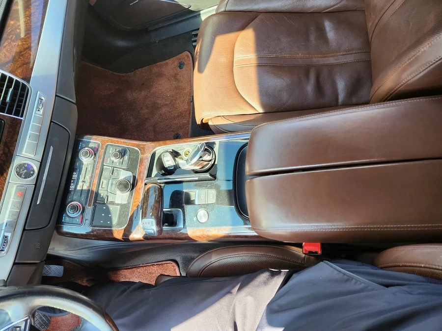 Audi A8 4.2TDI-QUATTRO-Long-ОЧАКВАН ВНОС!, снимка 9 - Автомобили и джипове - 54254498
