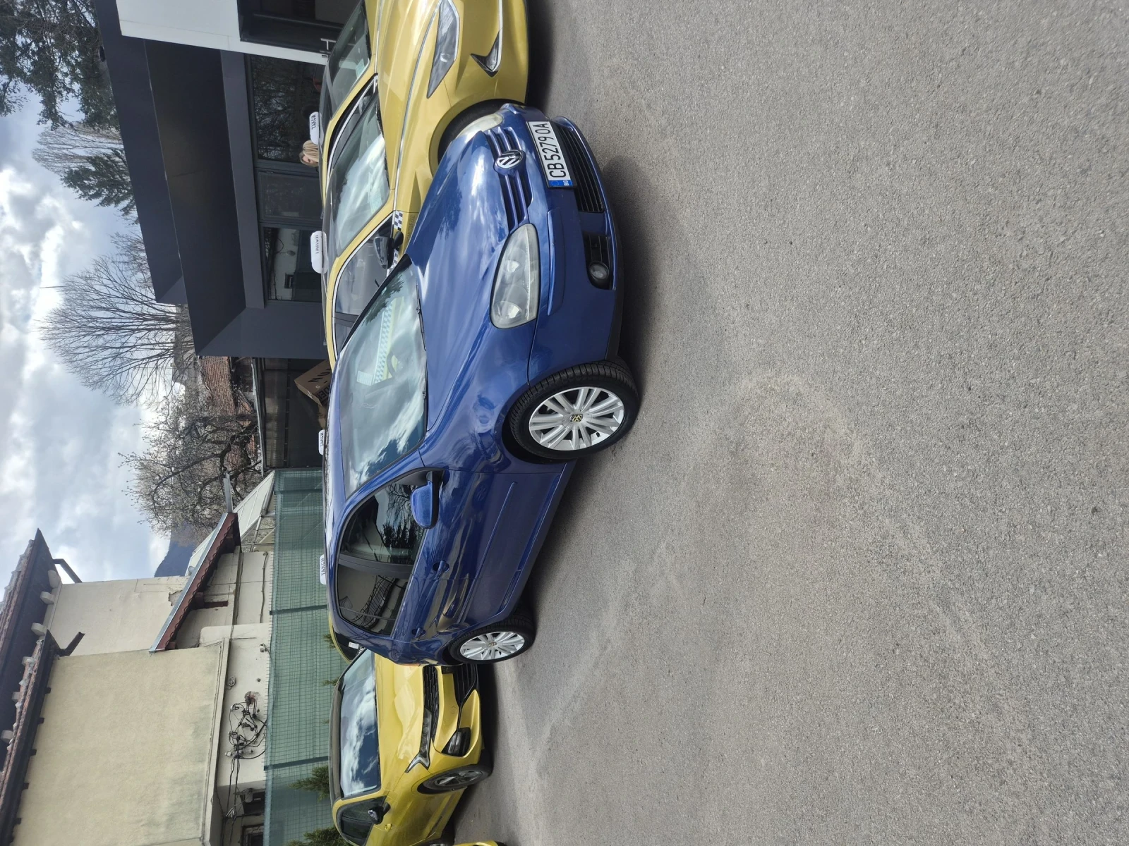 VW Golf 2.0 TDI, снимка 2 - Автомобили и джипове - 54349263