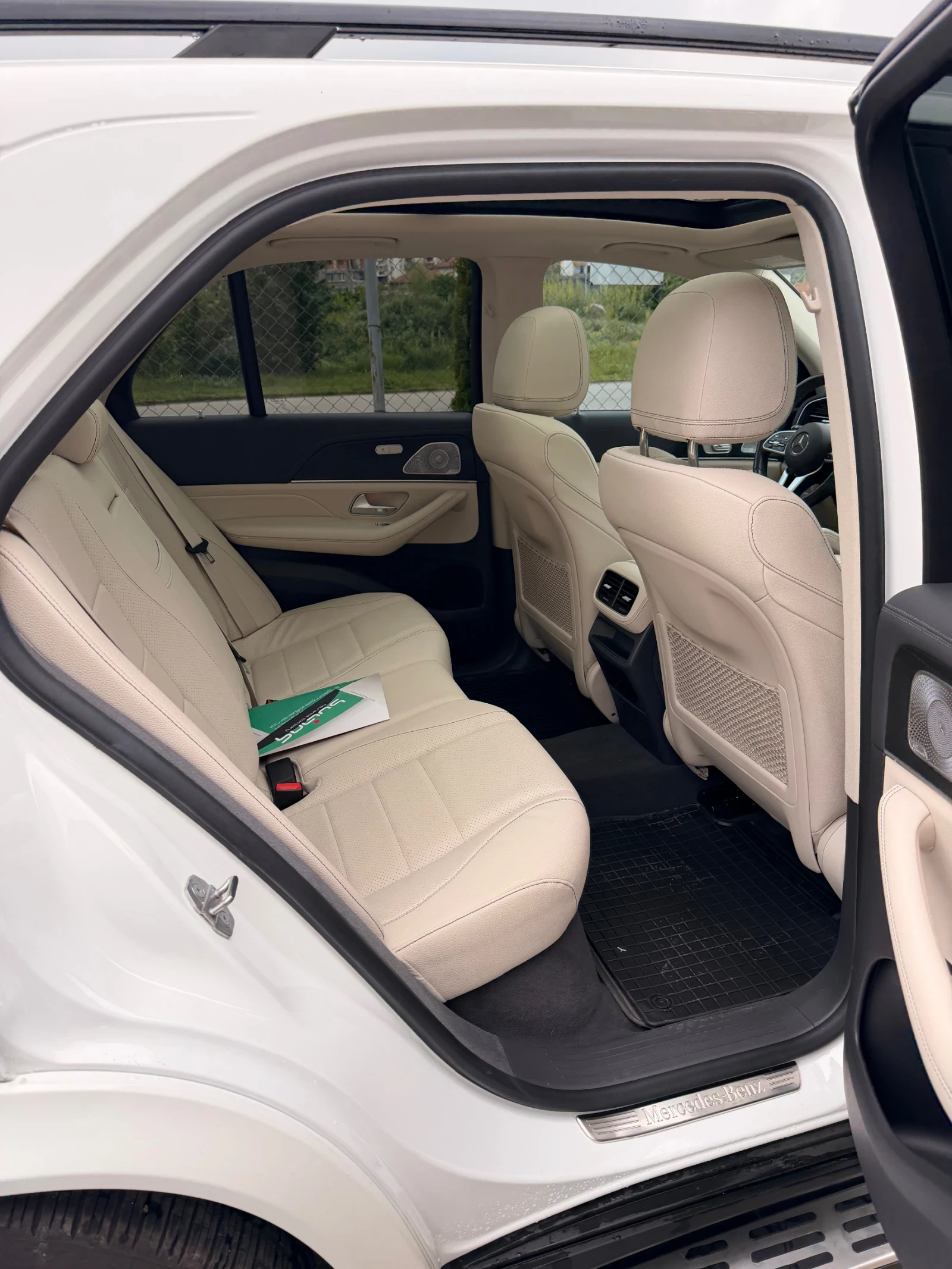 Mercedes-Benz GLE 450, снимка 8 - Автомобили и джипове - 54501853