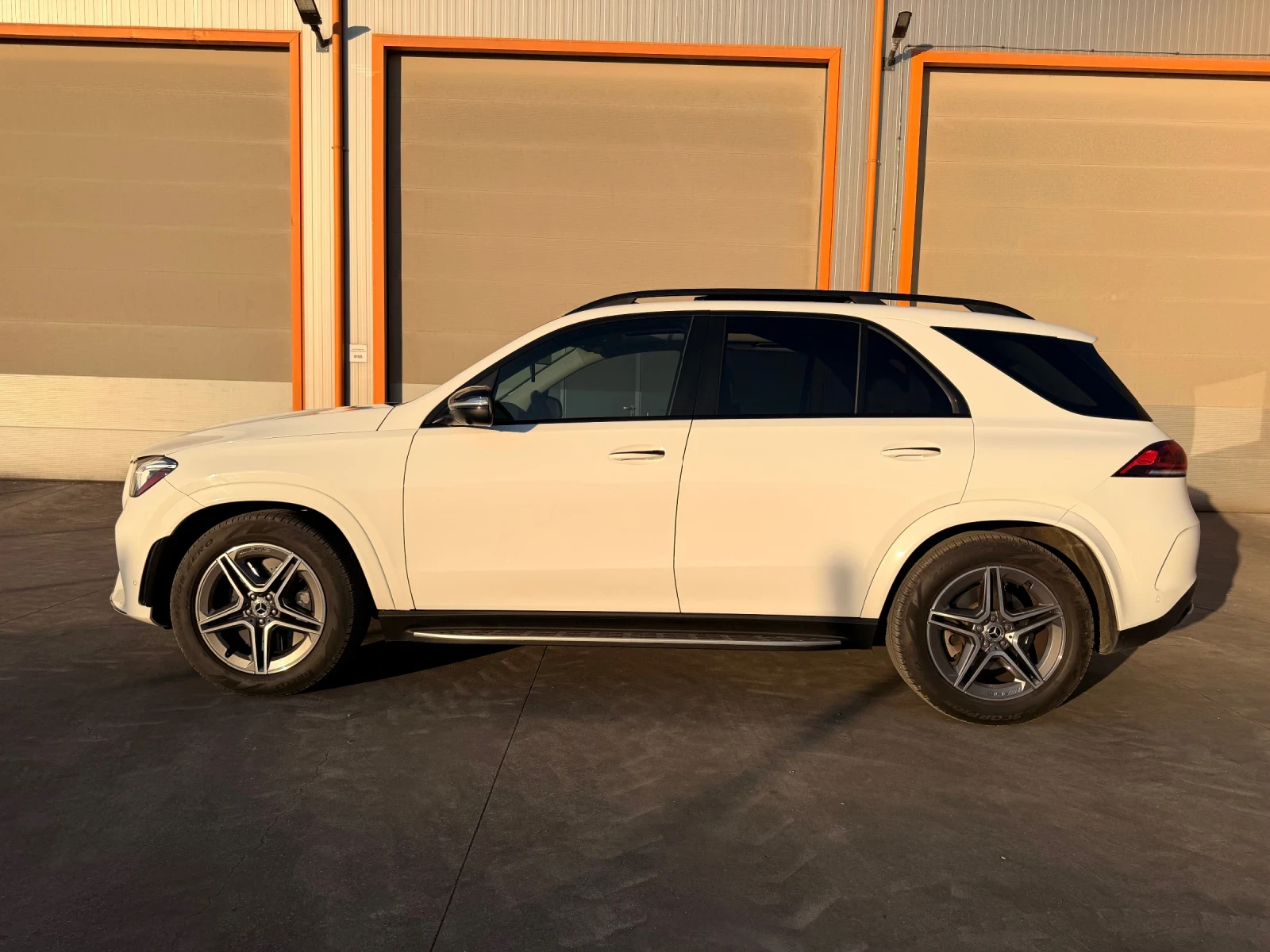 Mercedes-Benz GLE 450 AMG-LINE/EQ BOOST/BURMESTER/HEAD-UP| 360| , снимка 4 - Автомобили и джипове - 54501853