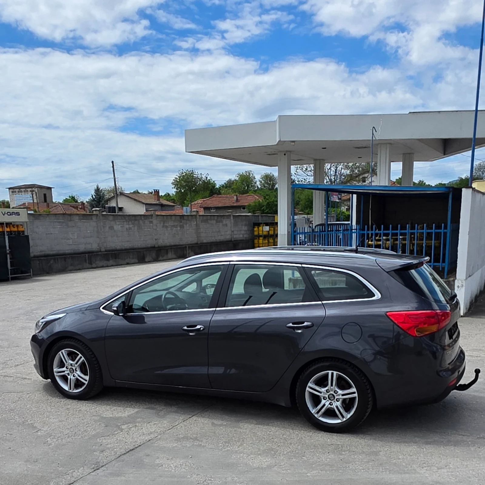 Kia Ceed 1.6 GDI 136�.�. ������, ���������, ��������, ����� | Mobile.bg � ����������� 7