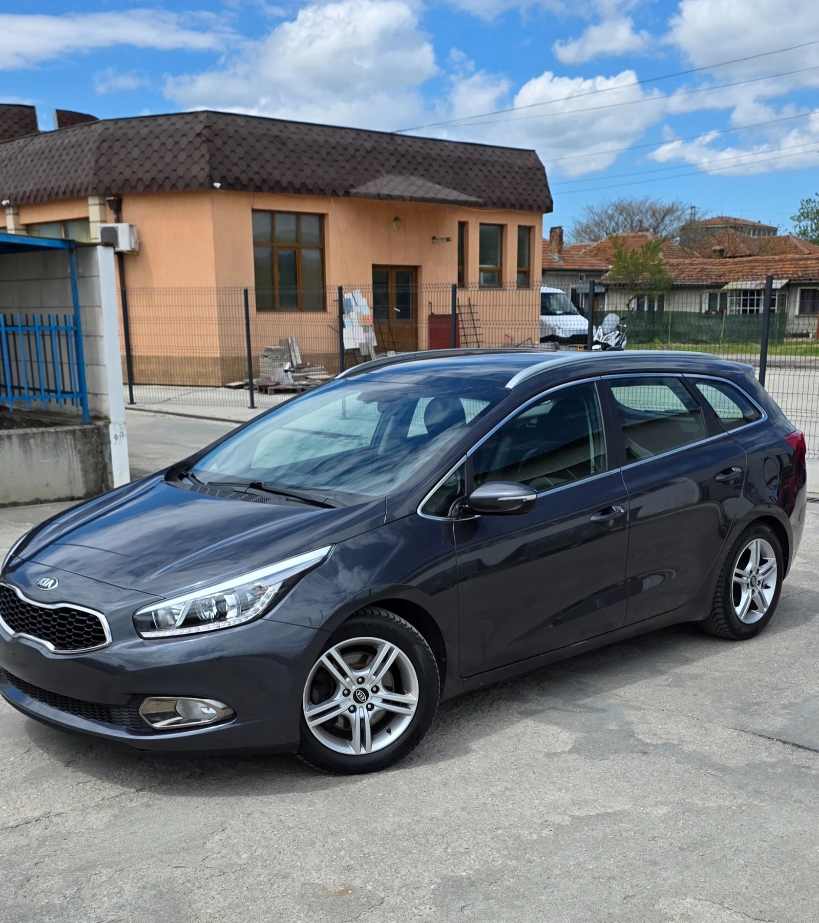 Kia Ceed 1.6 GDI 136�.�. ������, ���������, ��������, ����� | Mobile.bg � ����������� 1