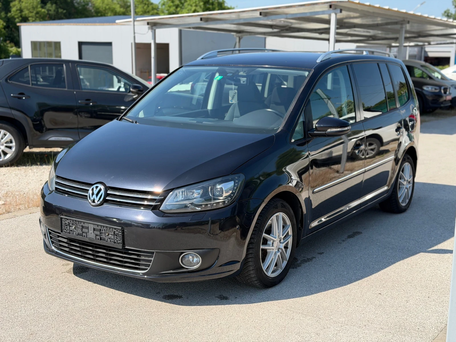 VW Touran 2.0 TDI Швейцария 7 местен