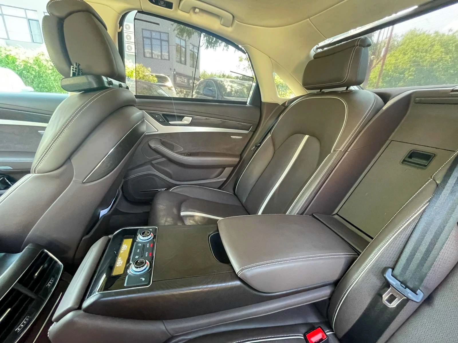 Audi A8 4.2 FULL / MATRIX / NIGHT VISION / HUD / ГЕРМАНИЯ, снимка 10 - Автомобили и джипове - 55673000