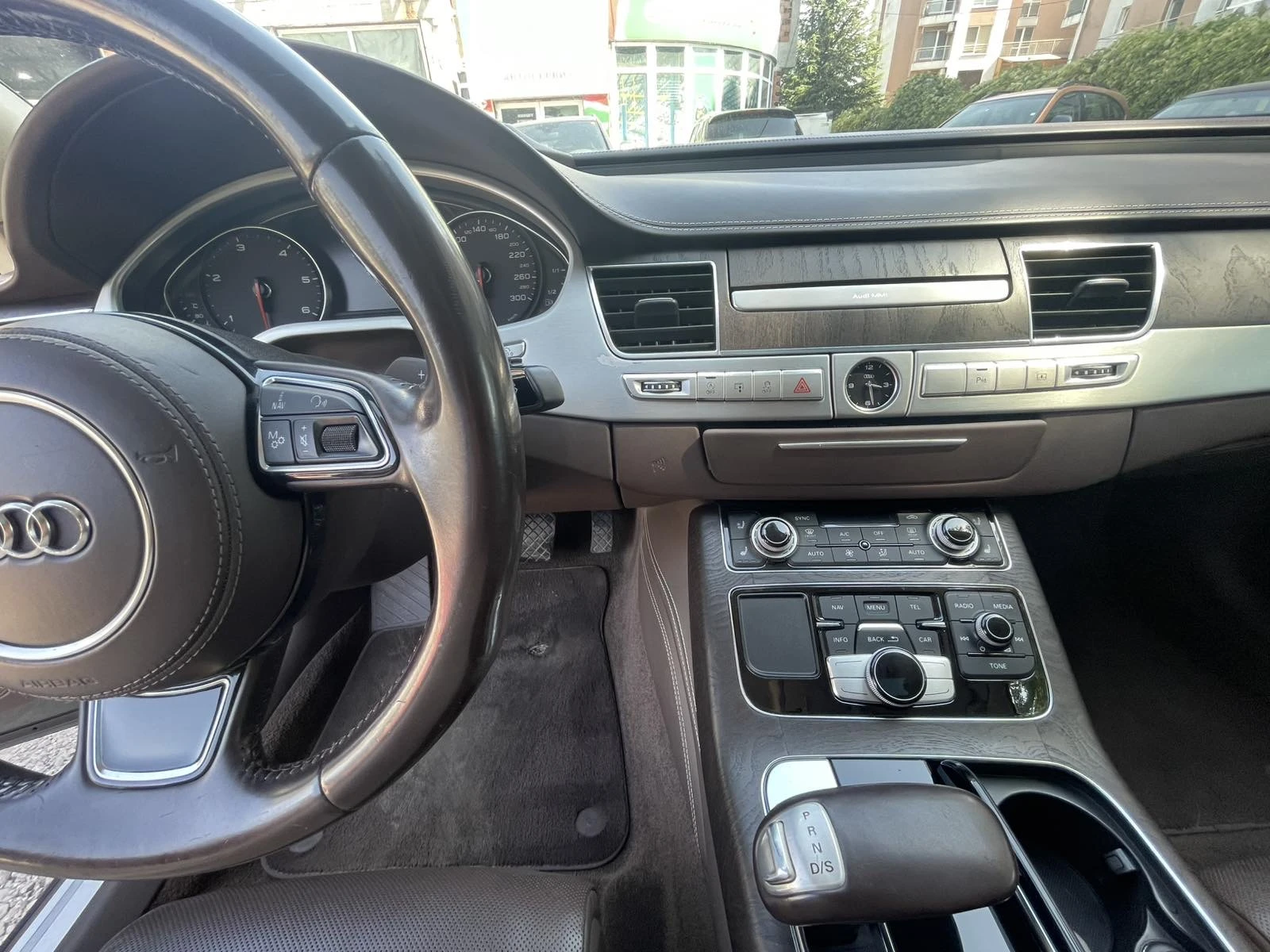 Audi A8 4.2 FULL / MATRIX / NIGHT VISION / HUD / ГЕРМАНИЯ, снимка 13 - Автомобили и джипове - 55673000