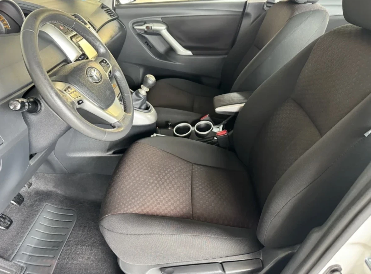 Toyota Verso 1.8 VVT-i* 7 МЕСТА* ПАНОРАМА* EURO 5, снимка 12 - Автомобили и джипове - 55903179