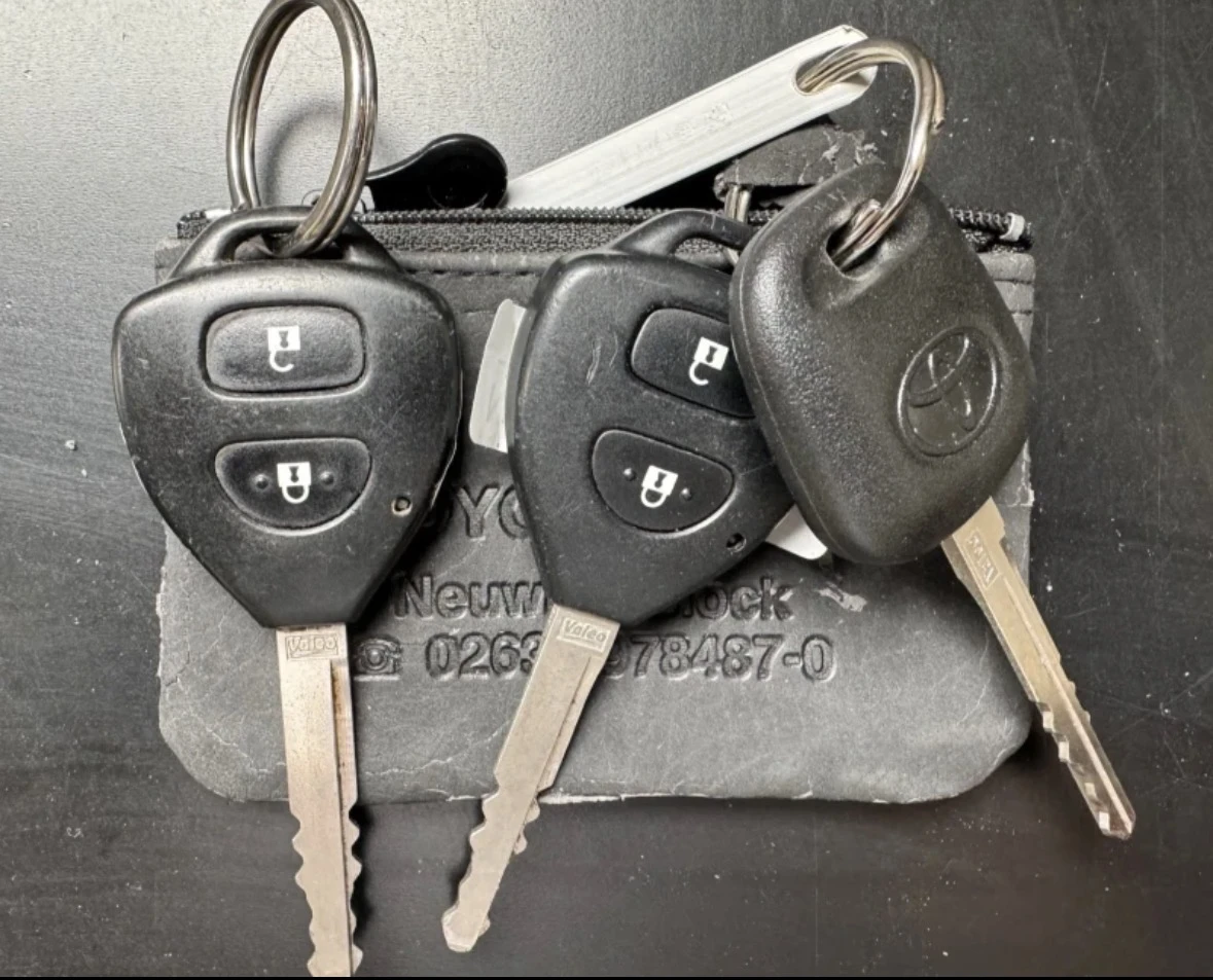 Toyota Verso 1.8 VVT-i* 7 МЕСТА* ПАНОРАМА* EURO 5, снимка 17 - Автомобили и джипове - 55903179