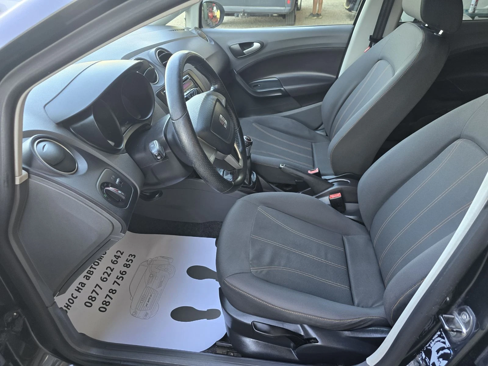 Seat Ibiza 1.4i, снимка 10 - Автомобили и джипове - 55974511