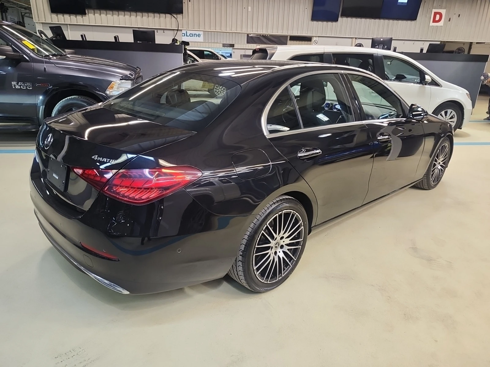 Mercedes-Benz C 300 | Mobile.bg � ����������� 3