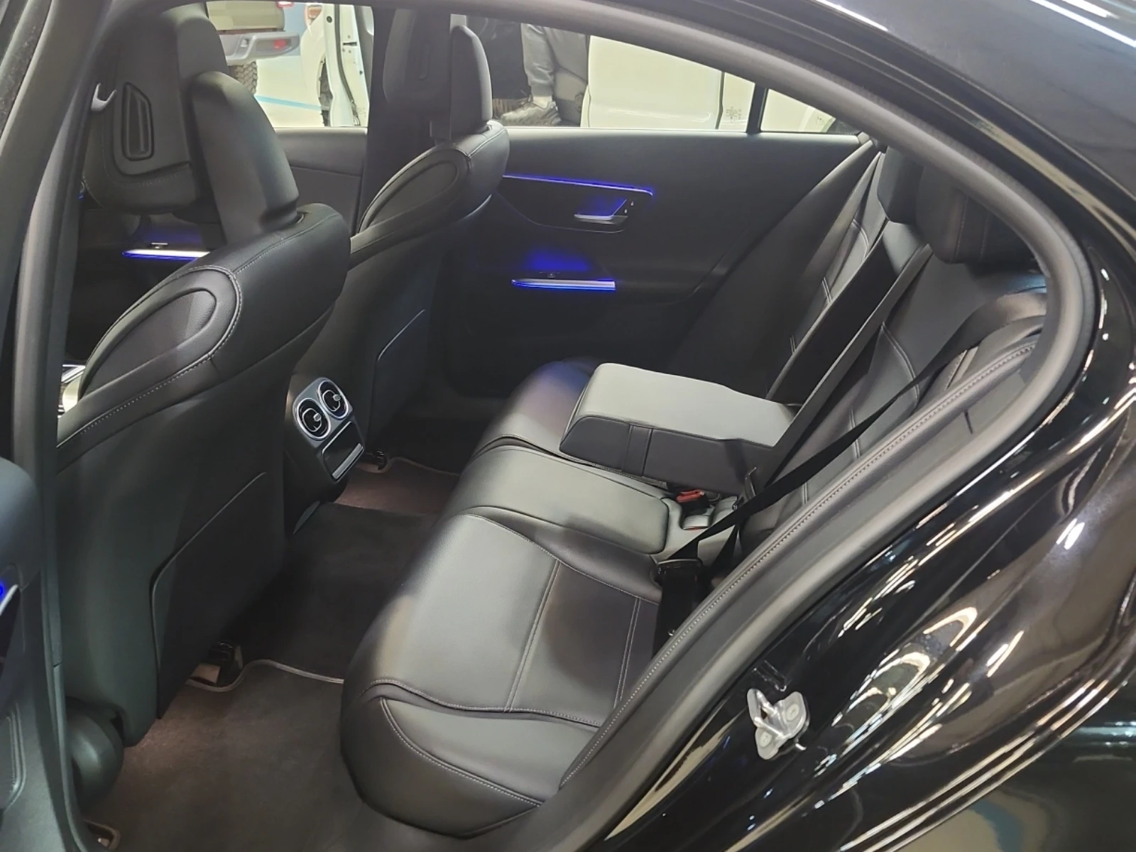 Mercedes-Benz C 300 | Mobile.bg � ����������� 12