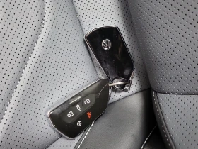 VW Tiguan COMFORTLINE | ДИГИТАЛНО ТАБЛО| ДВА КЛЮЧА| KEYLESS|, снимка 8