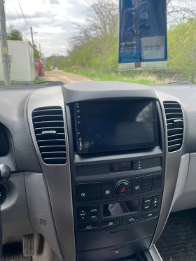 Kia Sorento 2.5 140 КС, снимка 2