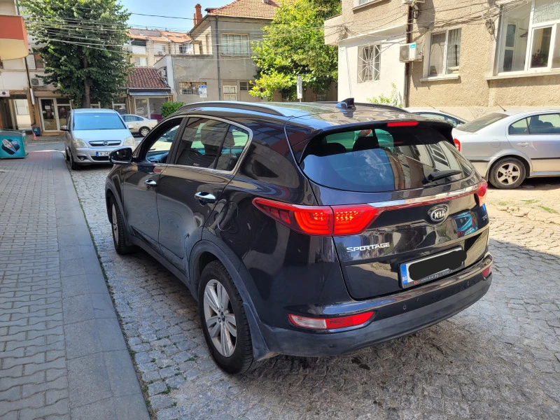 Kia Sportage, снимка 3 - Автомобили и джипове - 46590240