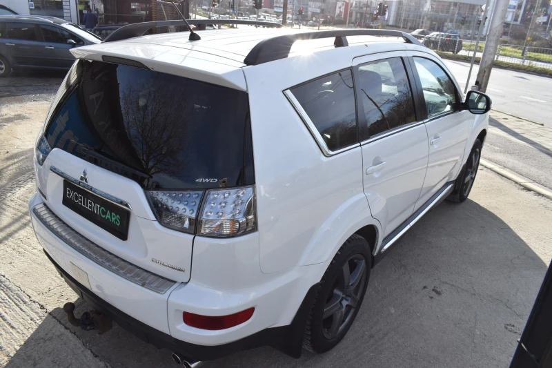 Mitsubishi Outlander 2.2D* 6+ 1* AUTOMAT, снимка 4 - Автомобили и джипове - 48590128