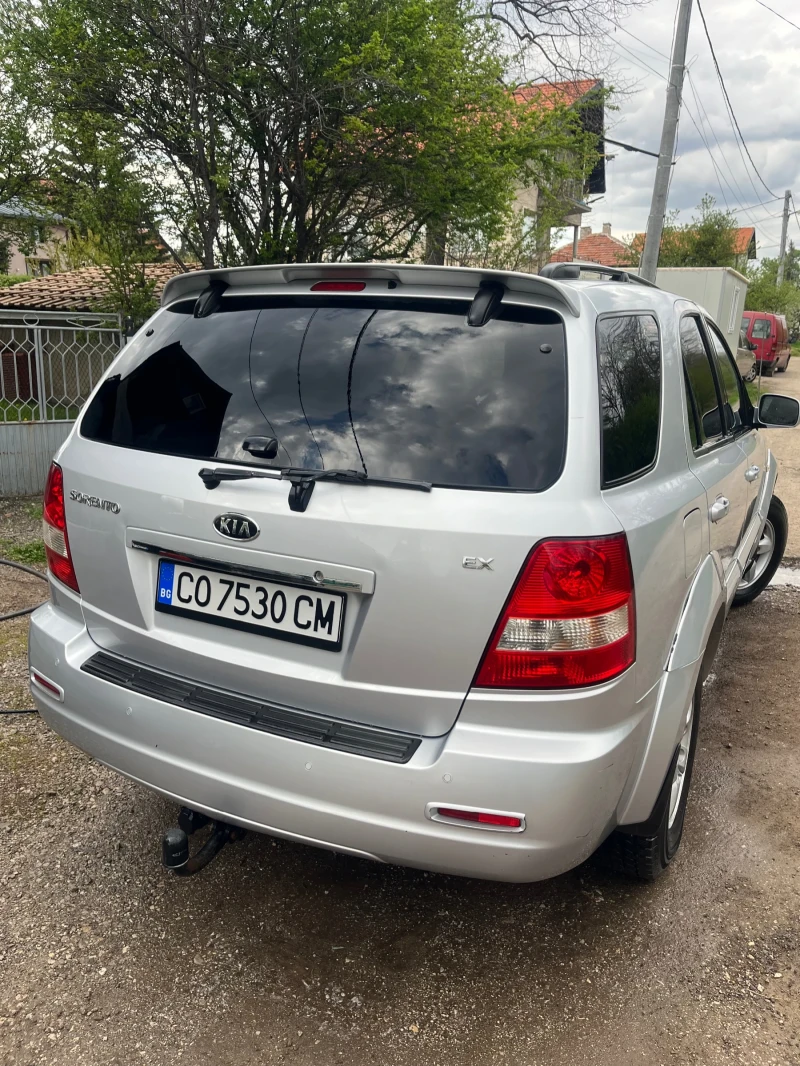 Kia Sorento 2.5 140 КС, снимка 7 - Автомобили и джипове - 52637762