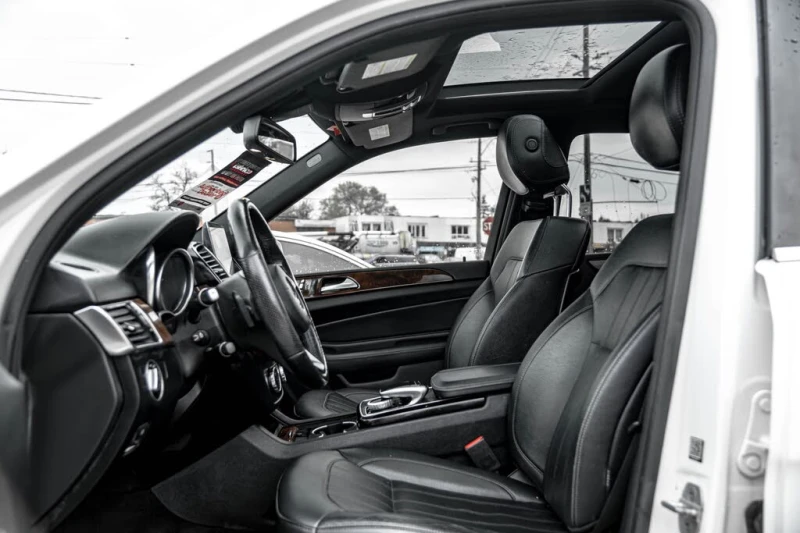 Mercedes-Benz GLE 400 4MATIC HARMAN/KARDON* PANO* ПОДГРЕВ* 360CAM* , снимка 8 - Автомобили и джипове - 52801412