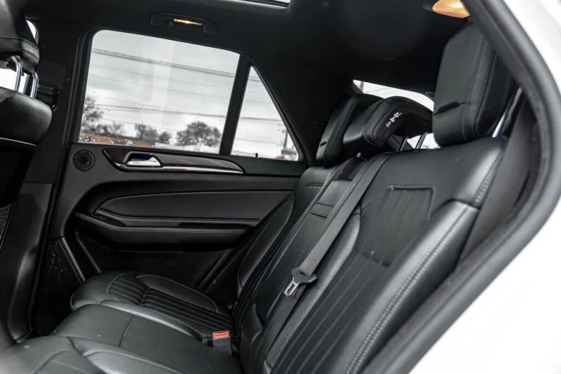 Mercedes-Benz GLE 400 4MATIC HARMAN/KARDON* PANO* ПОДГРЕВ* 360CAM* , снимка 9 - Автомобили и джипове - 52801412