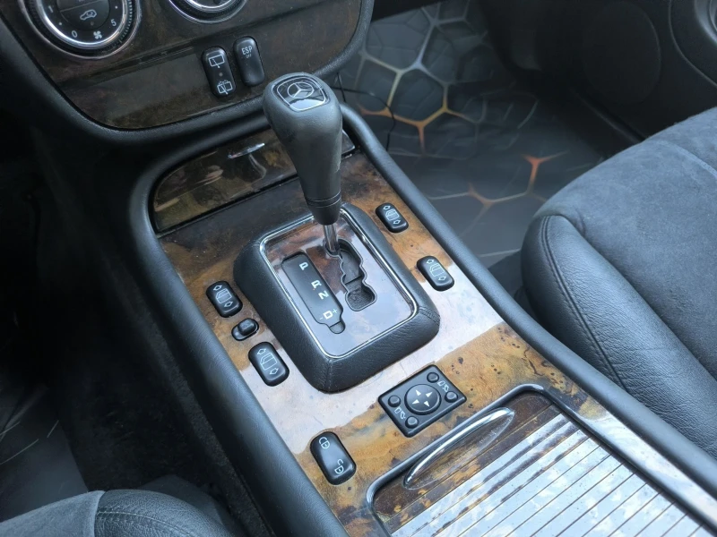 Mercedes-Benz ML 270 CDI GRAND EDITION, снимка 9 - Автомобили и джипове - 52850356