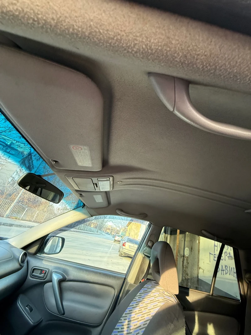 Toyota Rav4, снимка 6 - Автомобили и джипове - 53057930