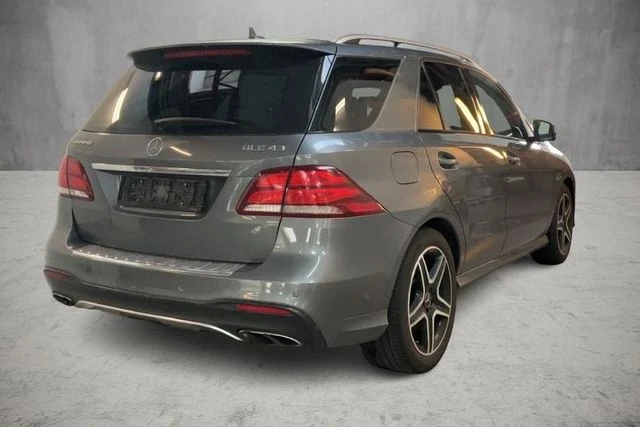 Mercedes-Benz GLE 43 AMG PANO - изображение 4