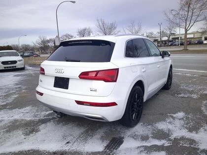 Audi Q5 2.0 TFSI QUATTRO, снимка 4 - Автомобили и джипове - 53031763