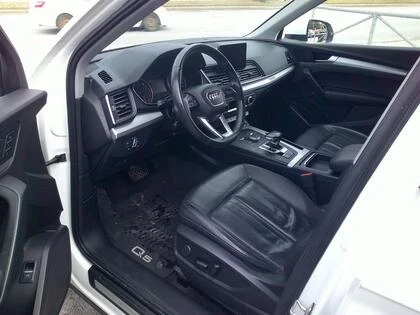 Audi Q5 2.0 TFSI QUATTRO, снимка 9 - Автомобили и джипове - 53031763