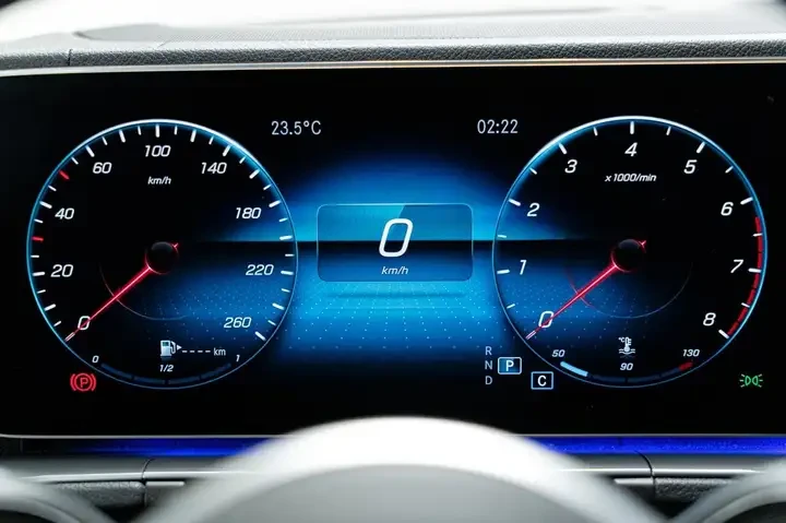 Mercedes-Benz GLE 350 AMG* PACK* BURMESTER* PREMIUM* ДИСТРОНИК* 360КАМЕР, снимка 13 - Автомобили и джипове - 54450922