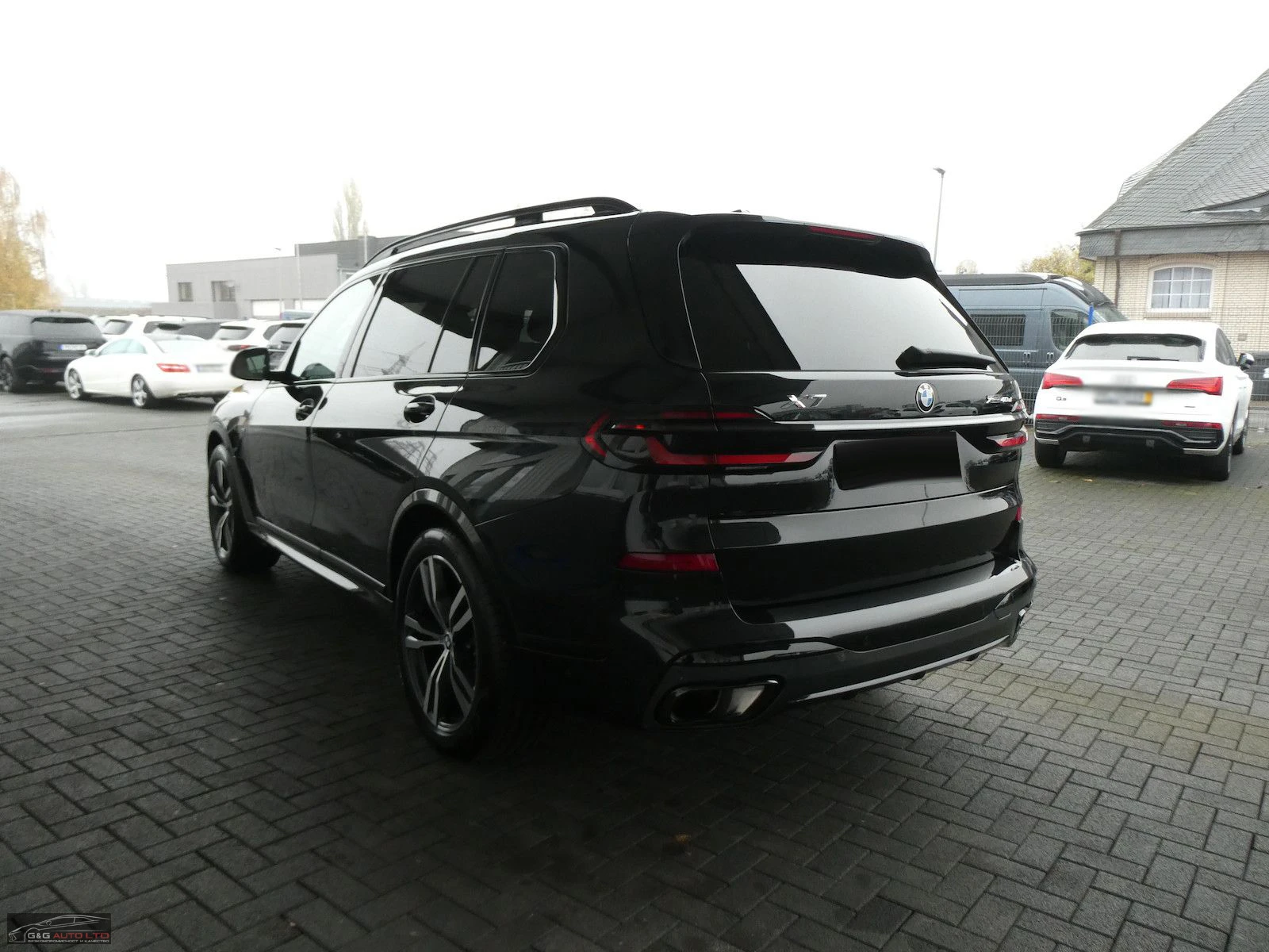 BMW X7 xDRIVE/40D/352HP/M-SPORT/PANO/HUD/ACC/TSR/689b - изображение 3