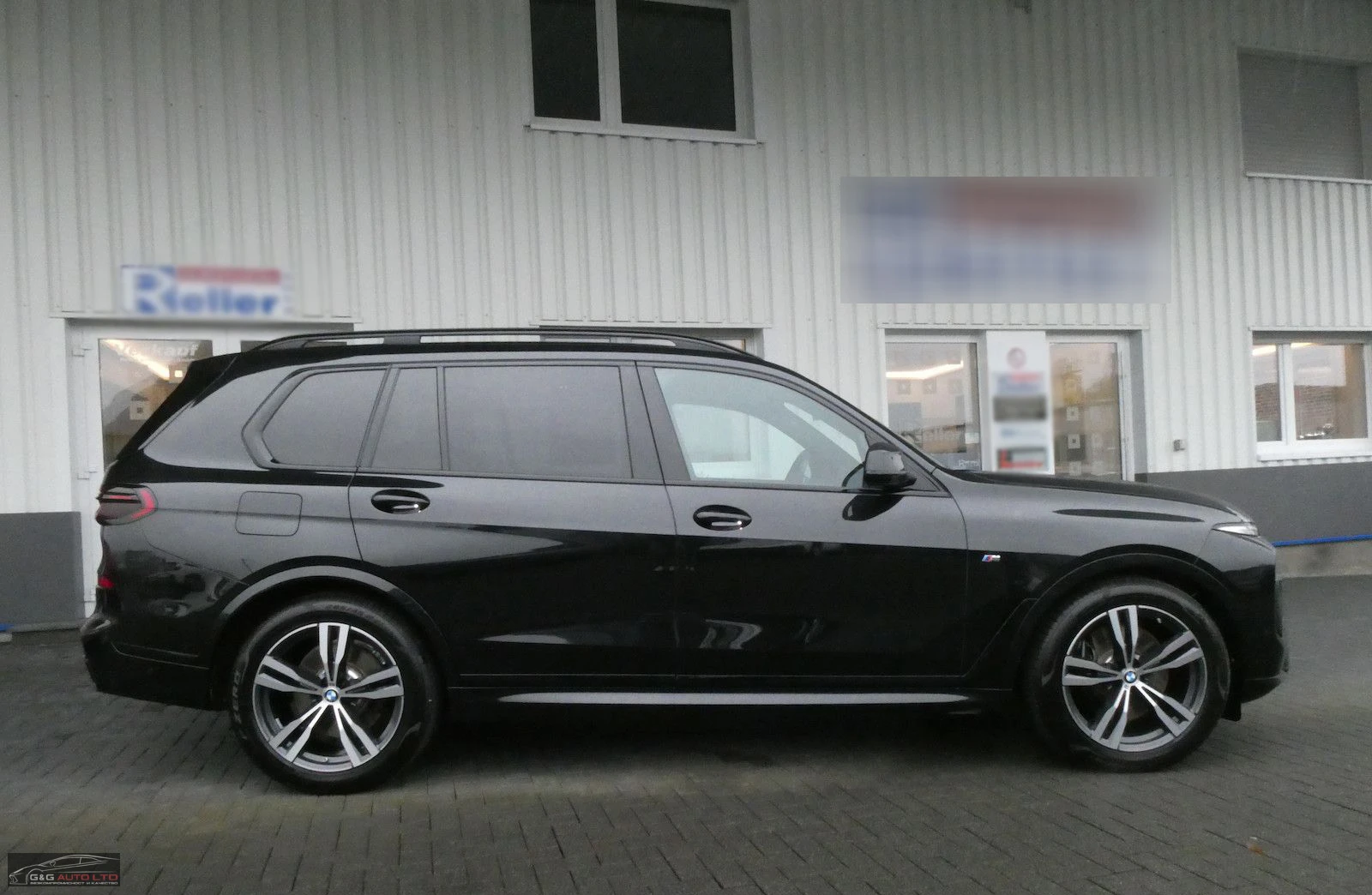 BMW X7 xDRIVE/40D/352HP/M-SPORT/PANO/HUD/ACC/TSR/689b - изображение 4