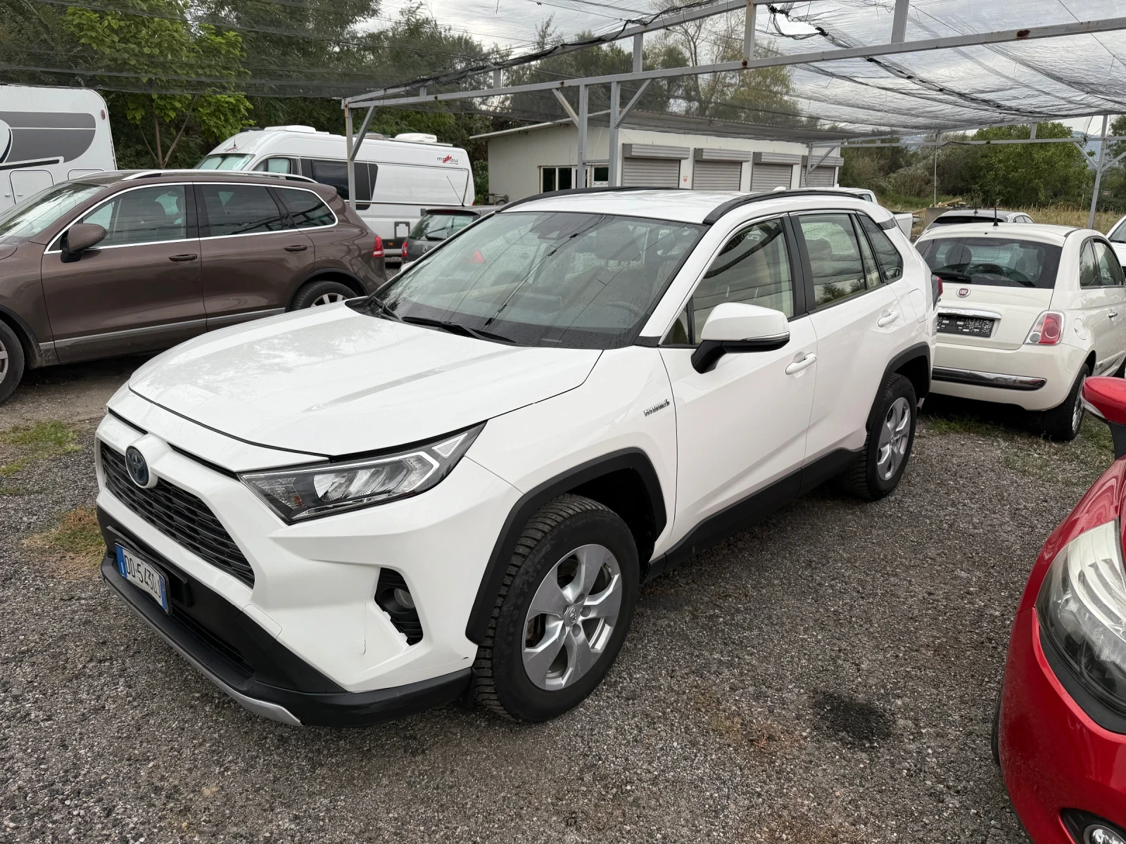 Toyota Rav4 Hibrid  ///  4x4 - изображение 2