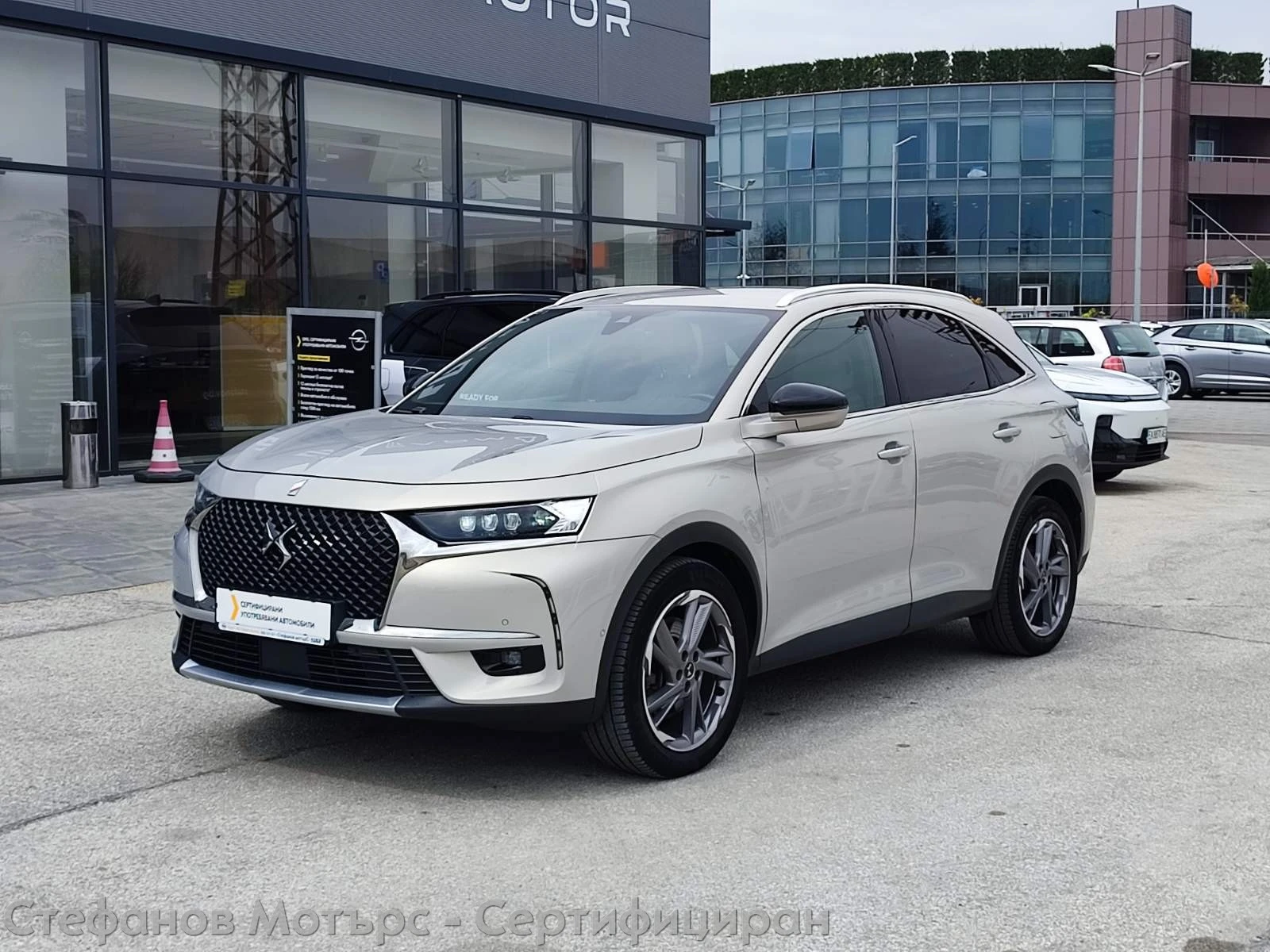 DS DS 7 Crossback Rivoli E-TENSE 1.6PHEV (225hp) AT8, снимка 3 - Автомобили и джипове - 54253749