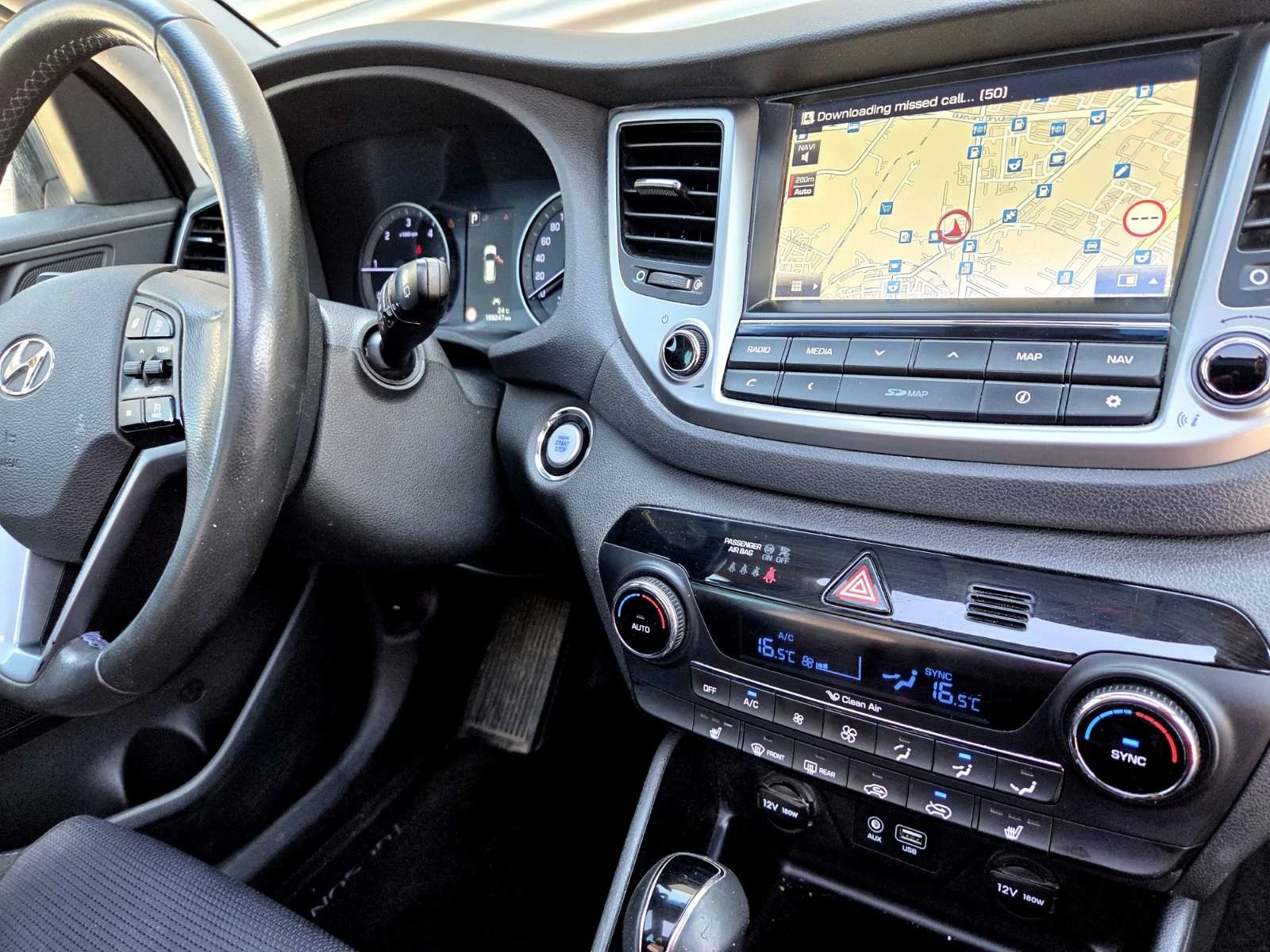 Hyundai Tucson 1.7 CRDI AUTOMATIC 2017, снимка 13 - Автомобили и джипове - 54685187