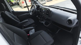Mercedes-Benz Sprinter Panel Van 317 CDI L3H2 3.5t RWD, снимка 10