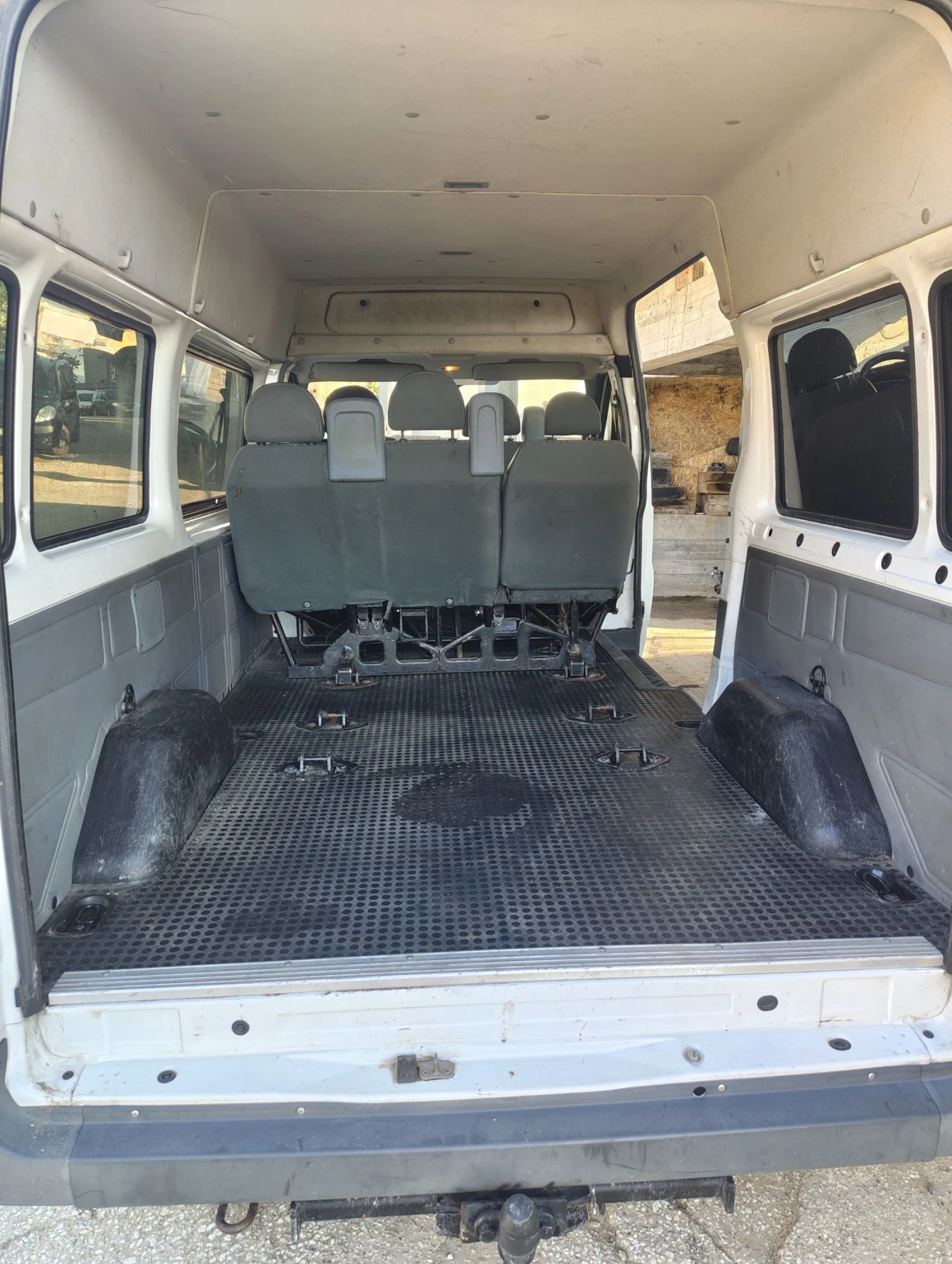 Ford Transit 4x4 климатик 2.4 8+ 1, снимка 16 - Бусове и автобуси - 54284681