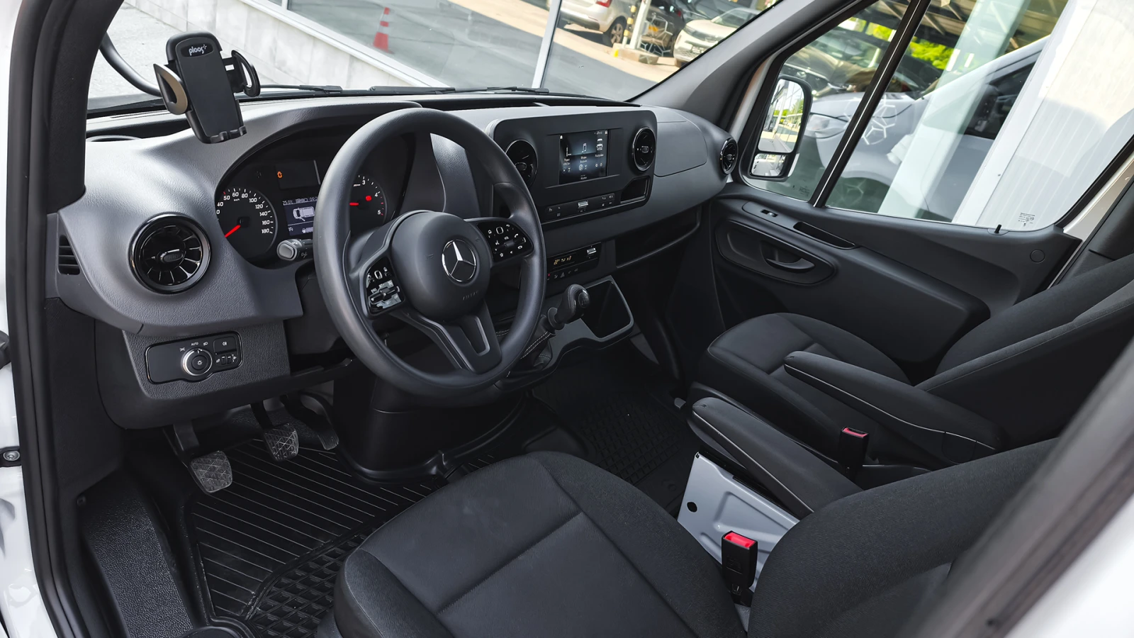 Mercedes-Benz Sprinter Panel Van 317 CDI L3H2 3.5t RWD, снимка 8 - Бусове и автобуси - 55175055