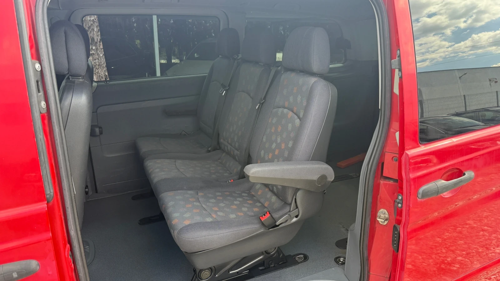 Mercedes-Benz Vito 2.2 CDi, снимка 7 - Бусове и автобуси - 56293237