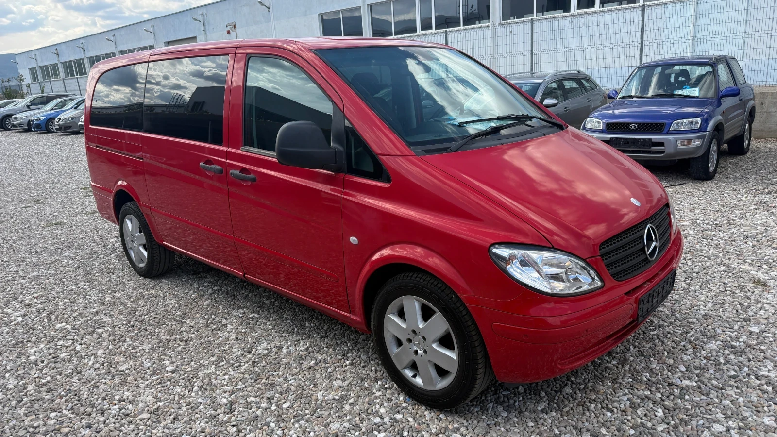 Mercedes-Benz Vito 2.2 CDi, снимка 3 - Бусове и автобуси - 56293237