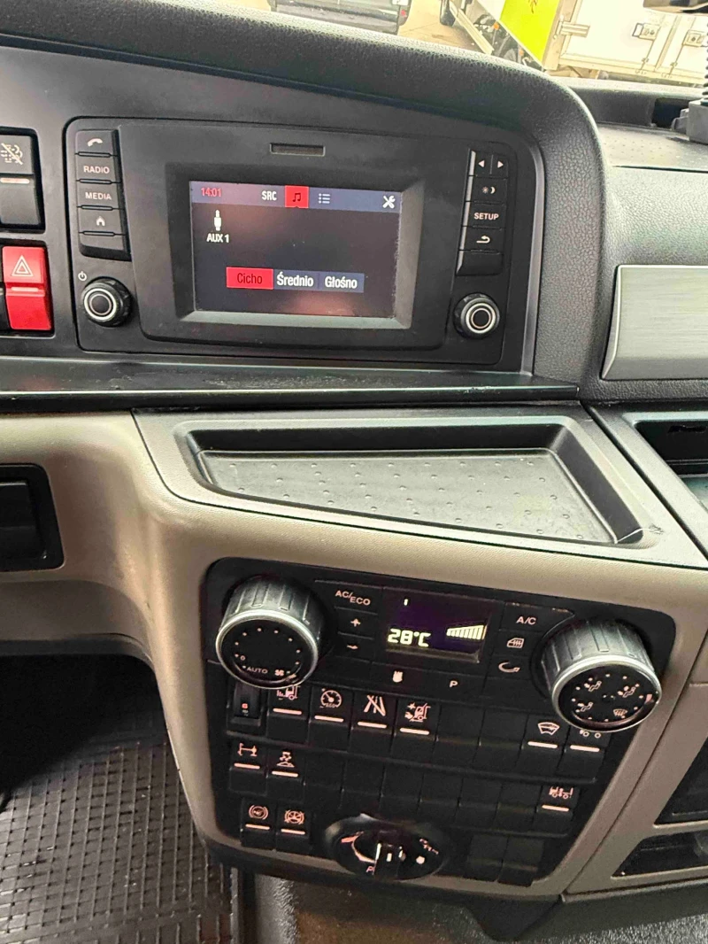 Man Tgx 18.460 MEGA, снимка 7 - Камиони - 53041816