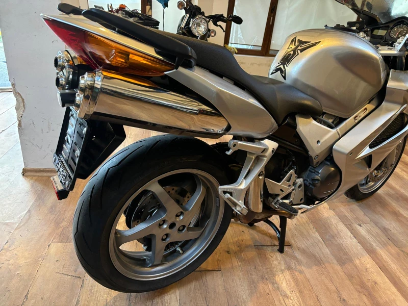 Honda Vfr 800 V-tec CBS, снимка 8 - Мотоциклети и мототехника - 47264206