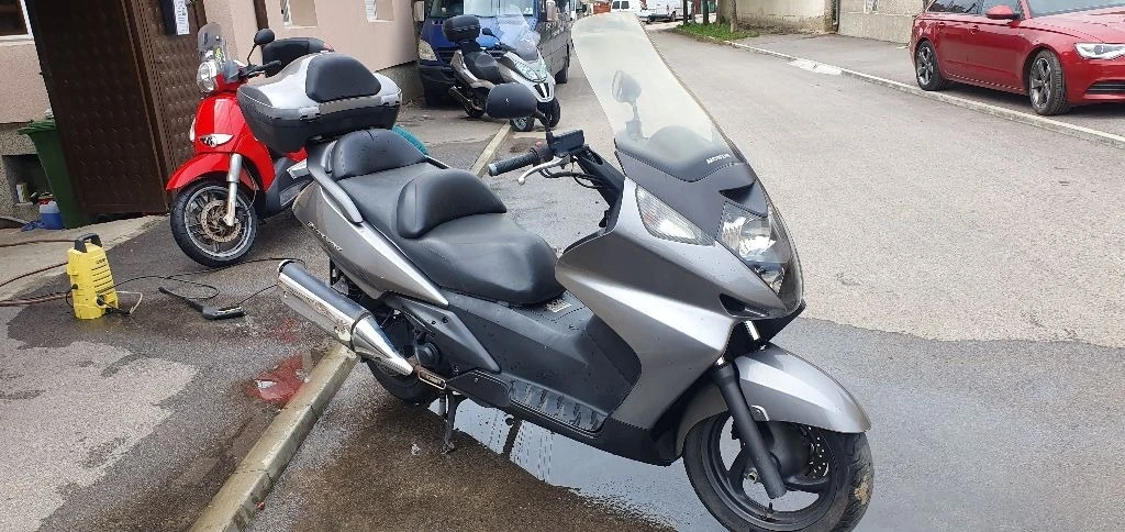 Honda Silver Wing 400ie  - изображение 8