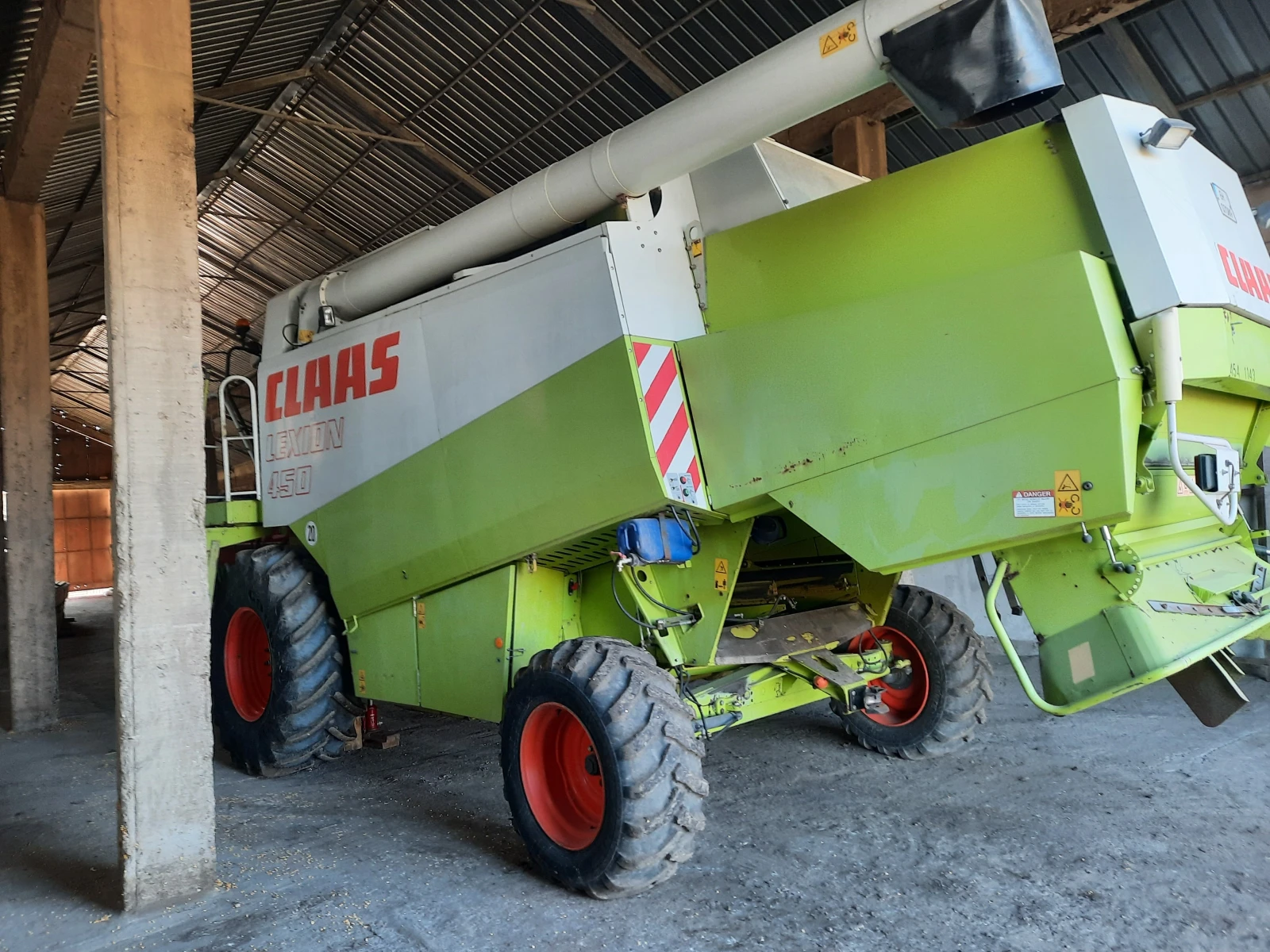 Комбайн Claas LEXION 450, снимка 5 - Селскостопанска техника - 53841198
