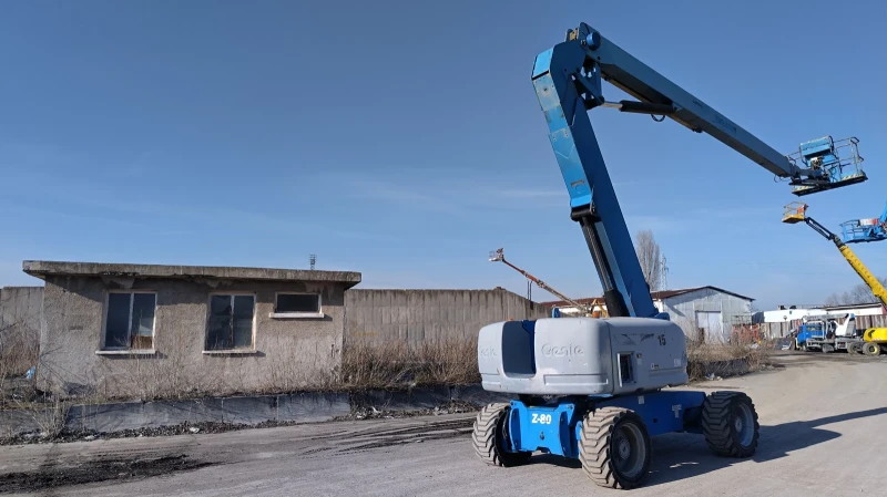 Автовишка Друга марка Genie Z80/60 4x4x4  26 метра , снимка 10 - Индустриална техника - 49368186