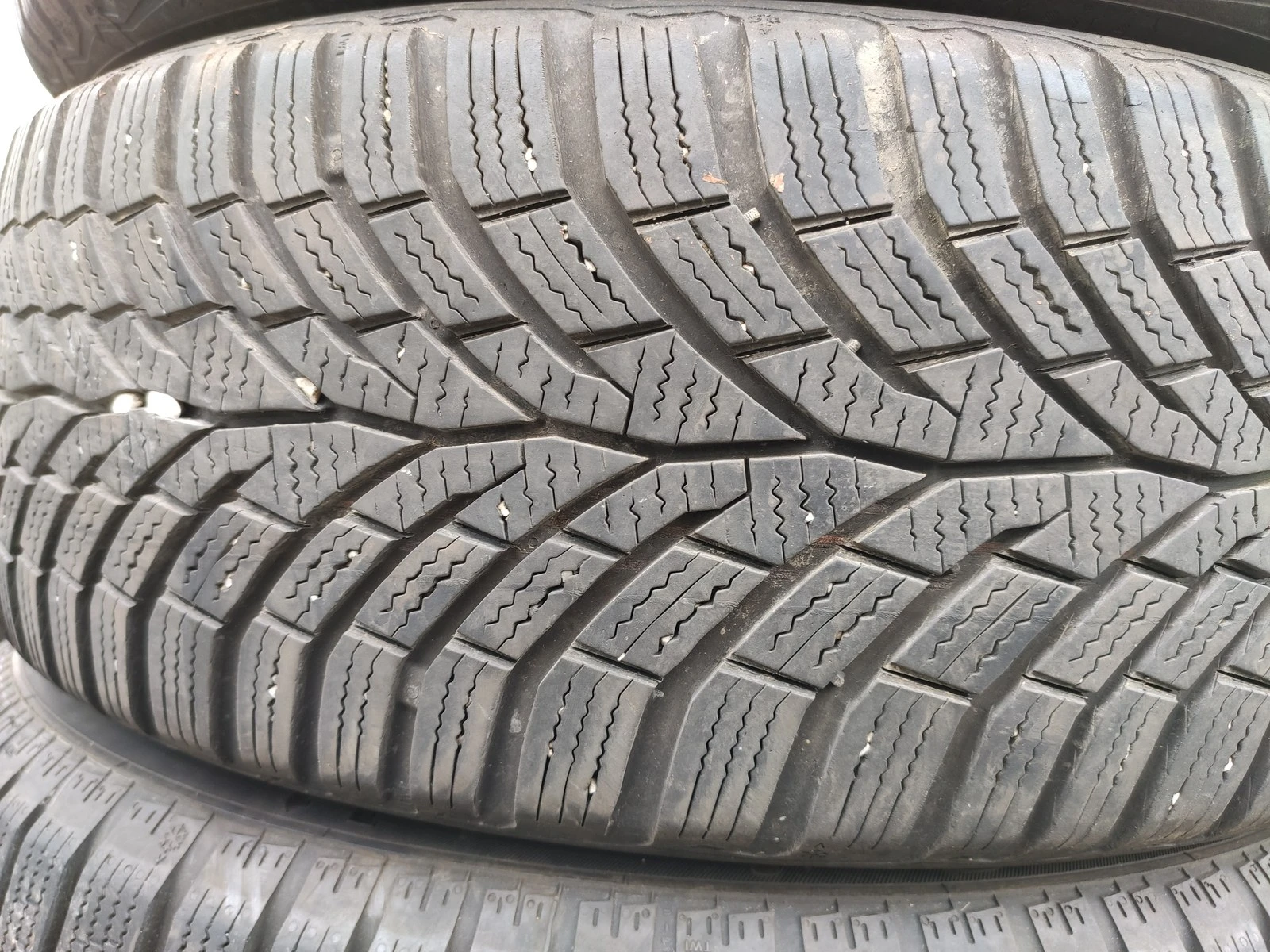 ���� 205/55R16 | Mobile.bg � ����������� 2