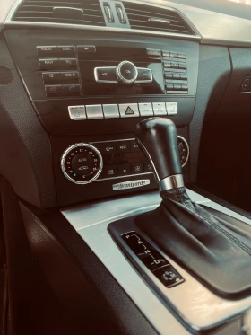 Mercedes-Benz C 250 AMG Line, снимка 8