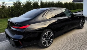 BMW 740 M-Sport xDrive - 139990 лв. / 71575.75 € - 61069455 3