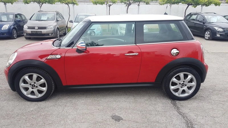 Mini Cooper 1.6 D 109кс, снимка 8 - Автомобили и джипове - 45568962