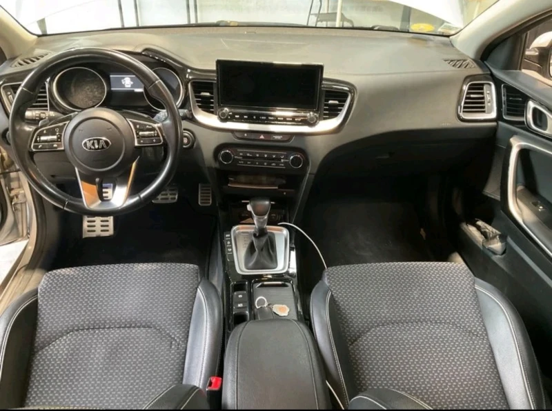 Kia XCeed 1.6 CRDi Mild Hybrid Design, снимка 8 - Автомобили и джипове - 47986606