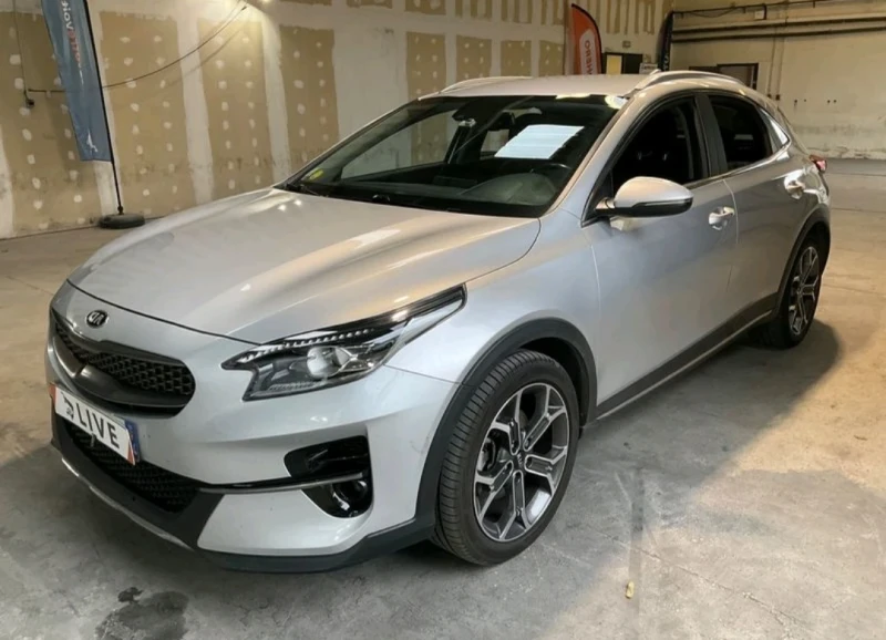 Kia XCeed 1.6 CRDi Mild Hybrid Design, снимка 1 - Автомобили и джипове - 47986606